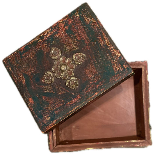 Antique & Limited Edition Collectibles